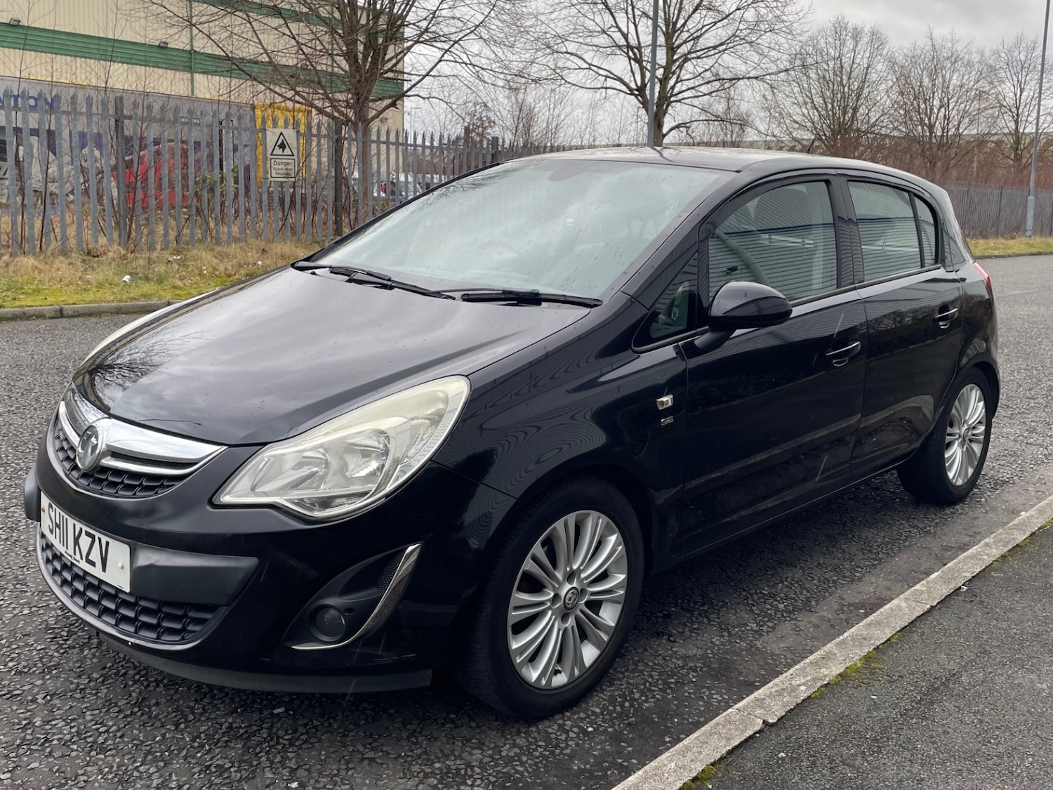 Used Vauxhall Corsa 2011 for sale - 77630969: Photo 6