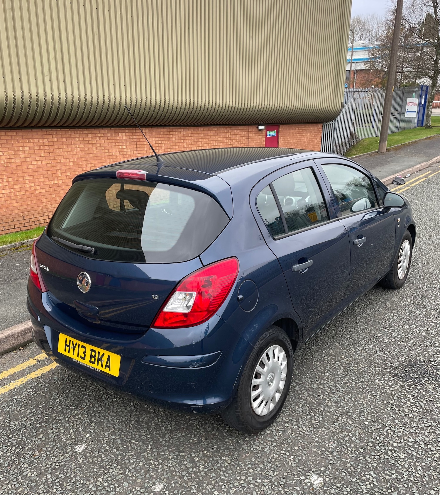 Used Vauxhall Corsa 2013 for sale - 77803893: Photo 3