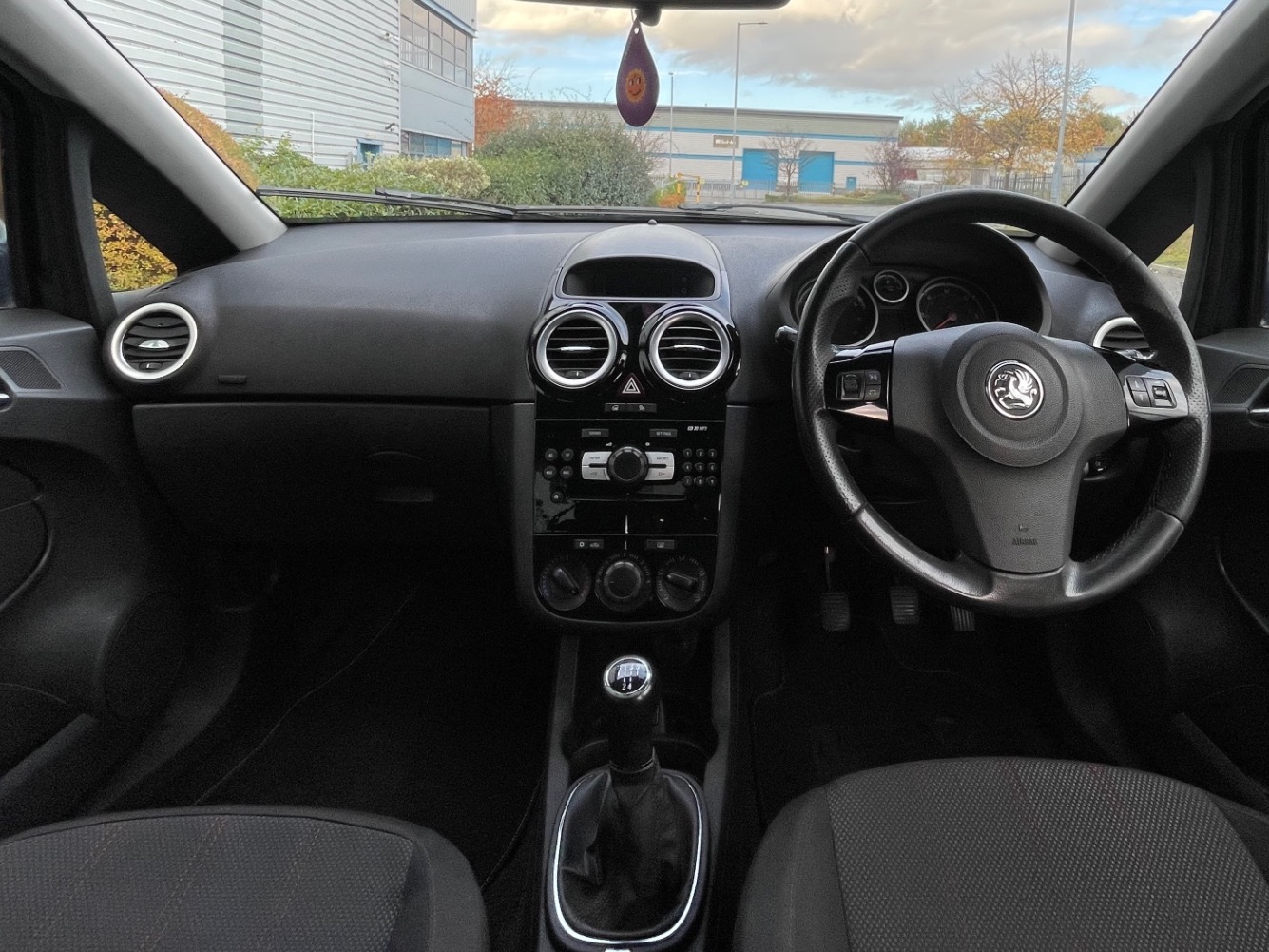 Used Vauxhall Corsa 2012 for sale - 78004689: Photo 6