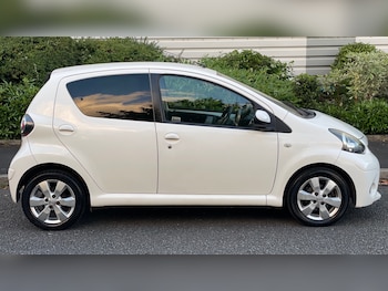 Used Toyota AYGO 2012 for sale - 79167179: Photo