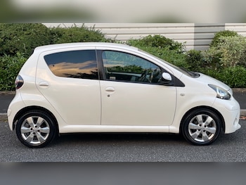 Used Toyota AYGO 2012 for sale - 79091760: Photo
