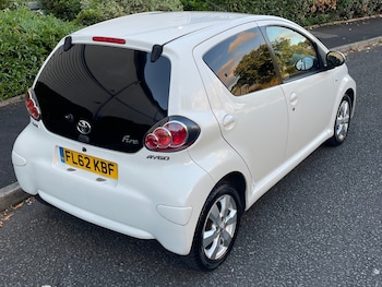 Used Toyota AYGO 2012 for sale - 79091760: Photo