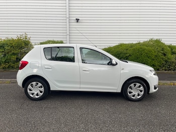 Used Dacia Sandero 2013 for sale - 78618840: Photo