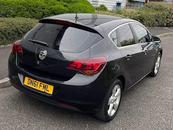 Used Vauxhall Astra 2011 for sale - 78389744: Photo