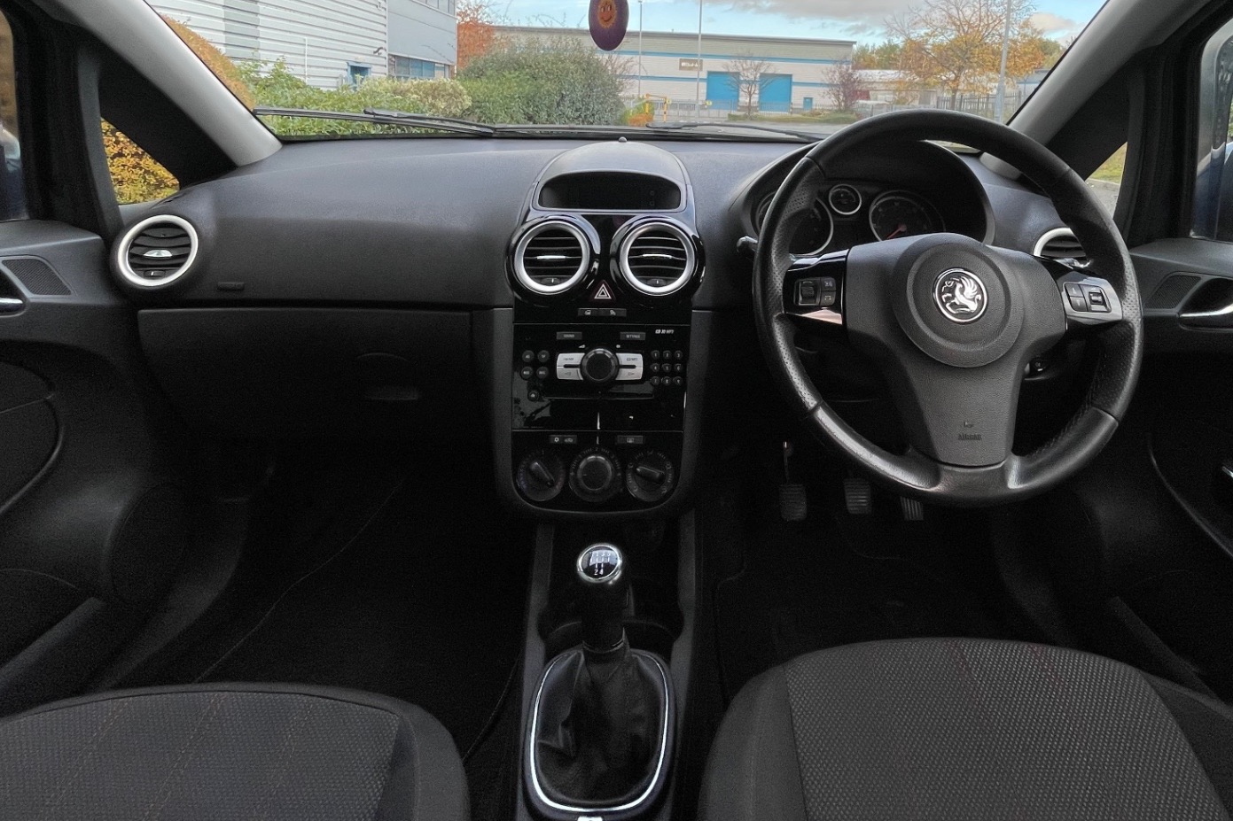 Used Vauxhall Corsa 2011 for sale - 78180024: Photo 7