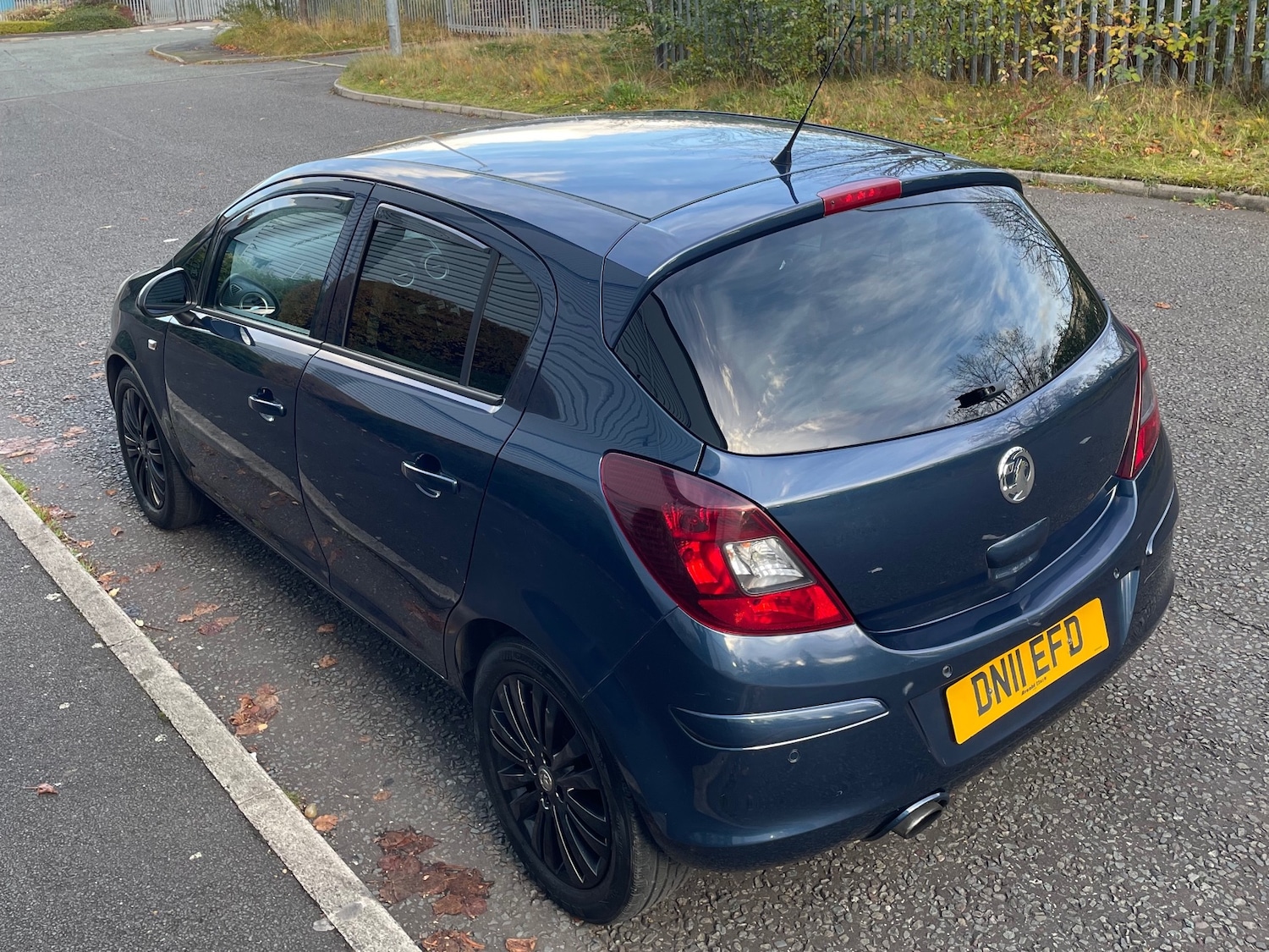 Used Vauxhall Corsa 2011 for sale - 76445115: Photo 5