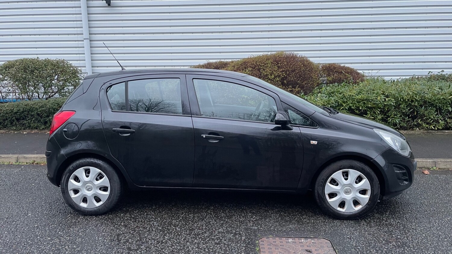 Used Vauxhall Corsa 2014 for sale - 76699717: Photo 2