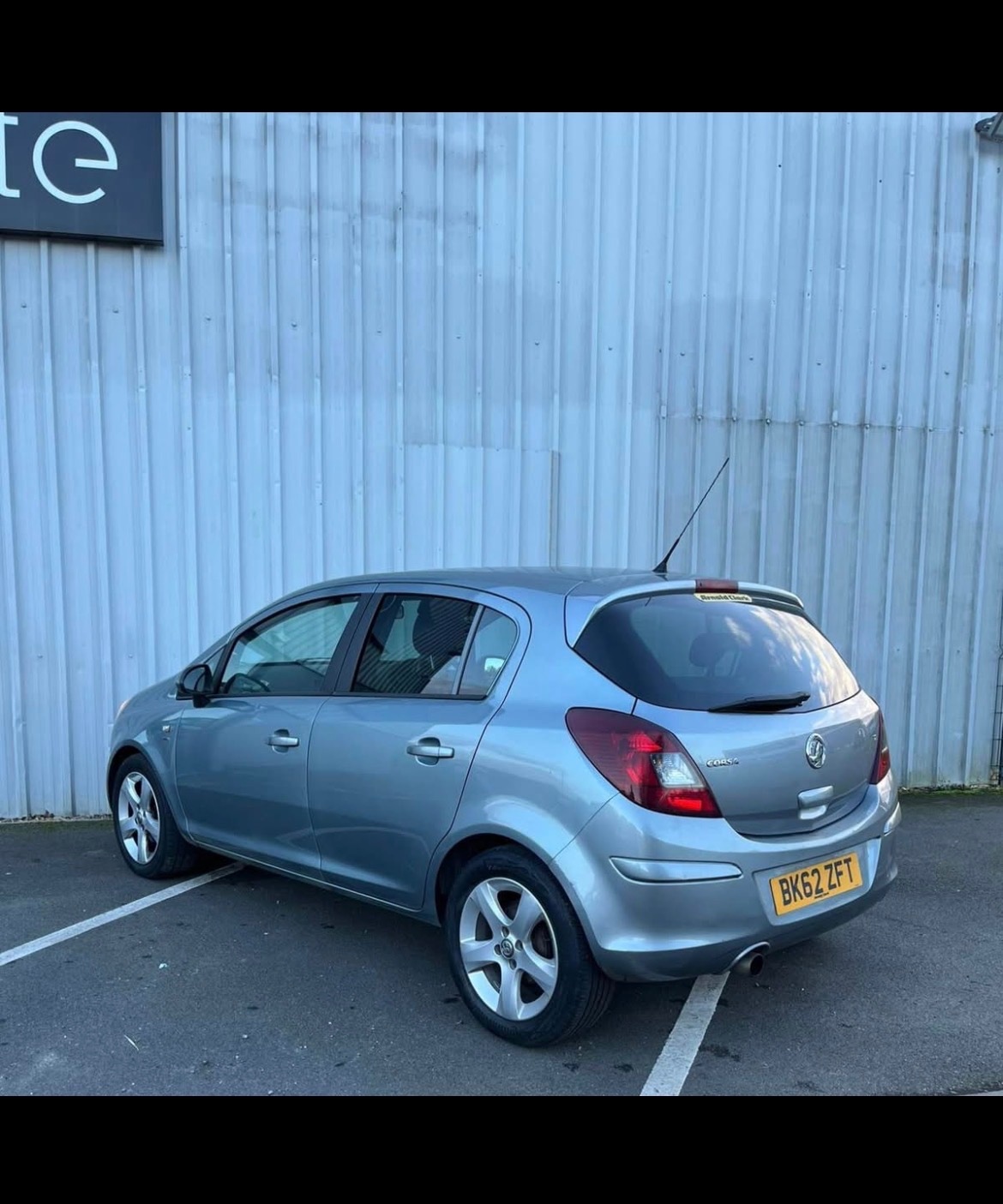 Used Vauxhall Corsa 2012 for sale - 77736282: Photo 3