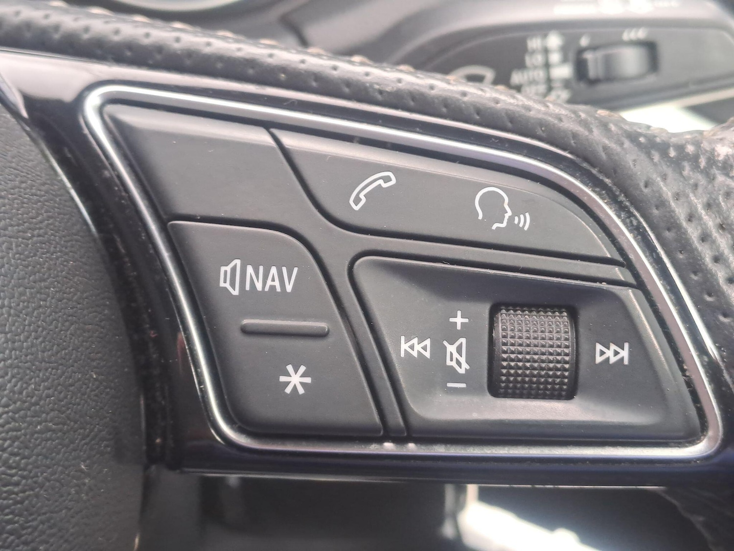 Used Audi Q2 2019 for sale - 75720080: Photo 25