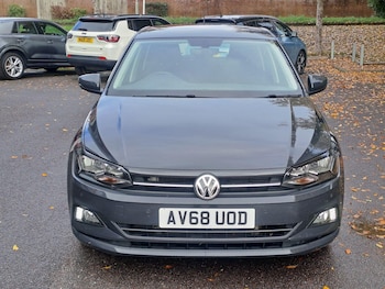 Used Volkswagen Polo 2018 for sale - 76457647: Photo