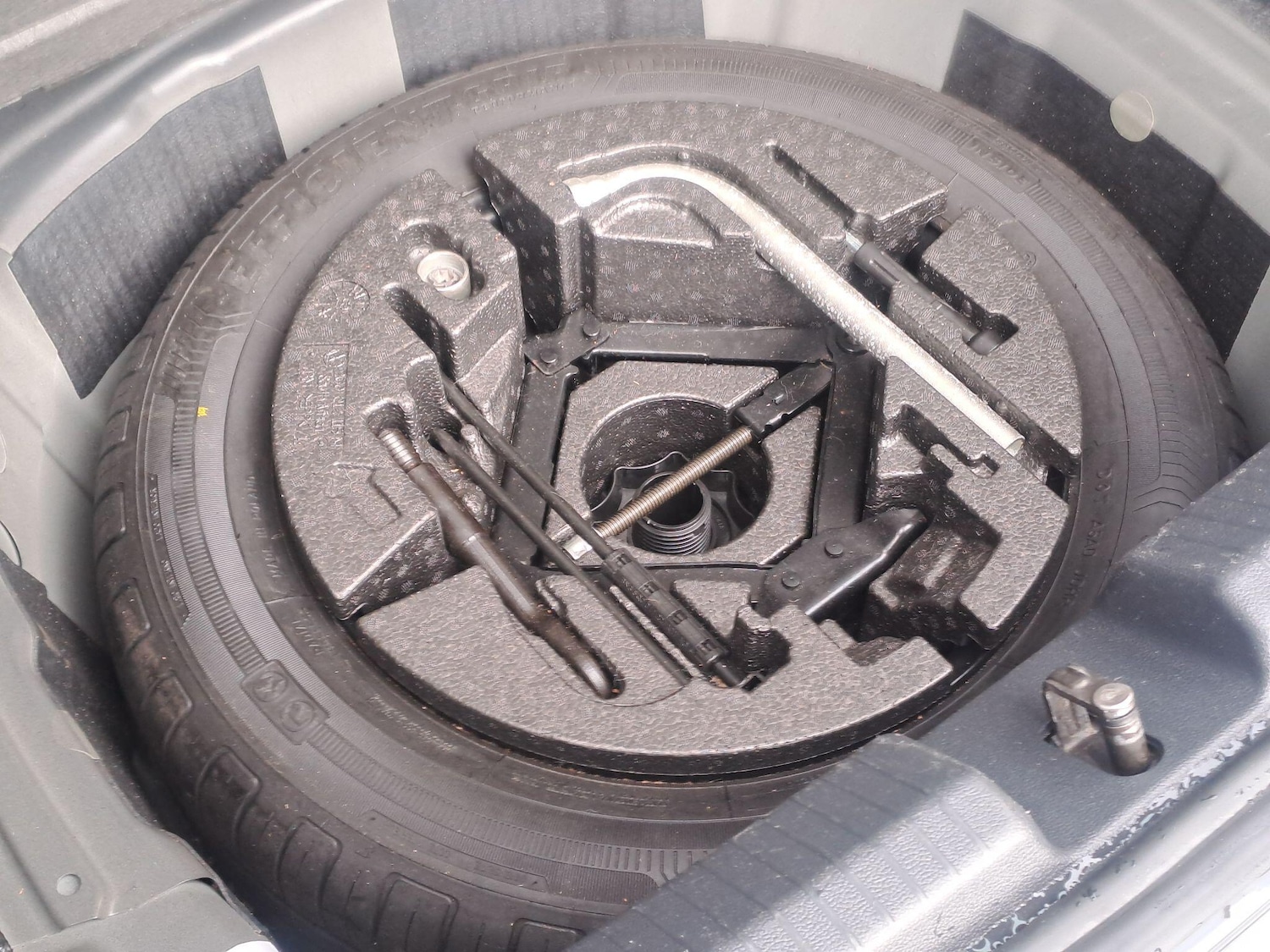 Used Volkswagen Polo 2018 for sale - 76457647: Photo 9