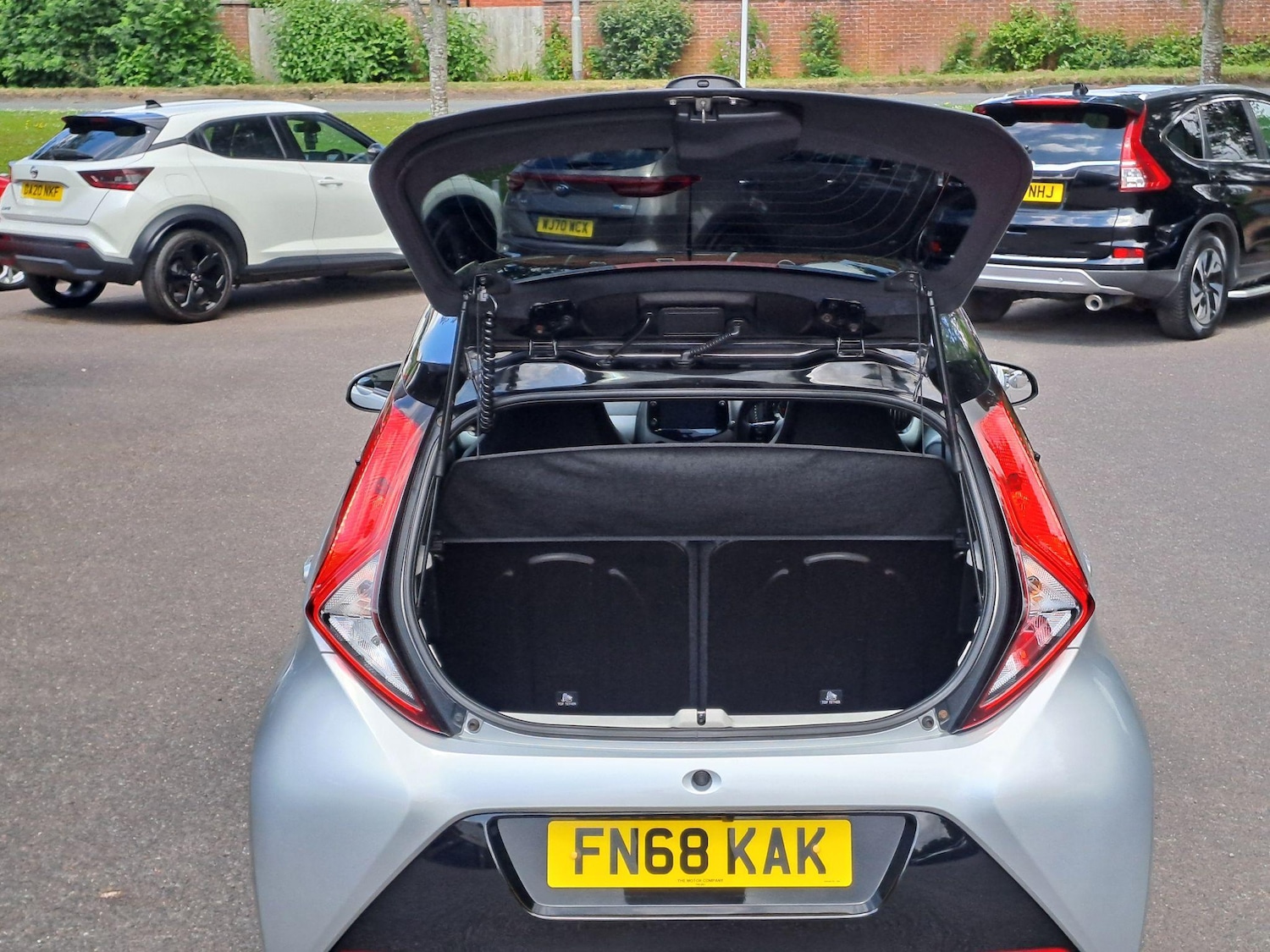 Vehicle 8