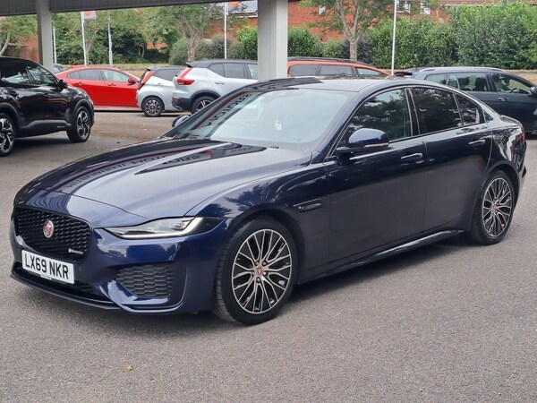 Used Jaguar XE 2019 for sale - 75728662: Photo 3