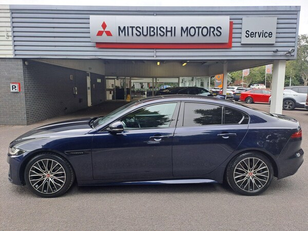 Used Jaguar XE 2019 for sale - 75728662: Photo 4