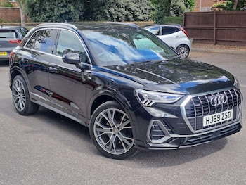 Used Audi Q3 2019 for sale - 75588276: Photo