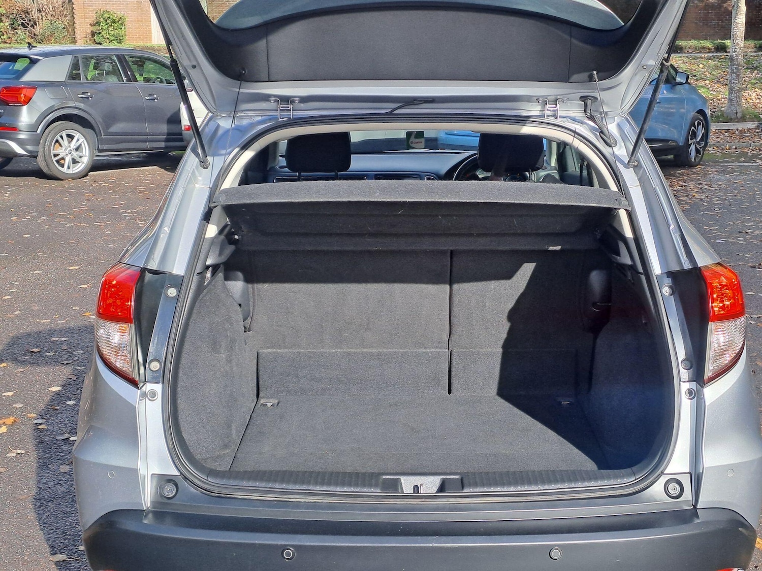 Used Honda HR-V 2020 for sale - 76457657: Photo 8