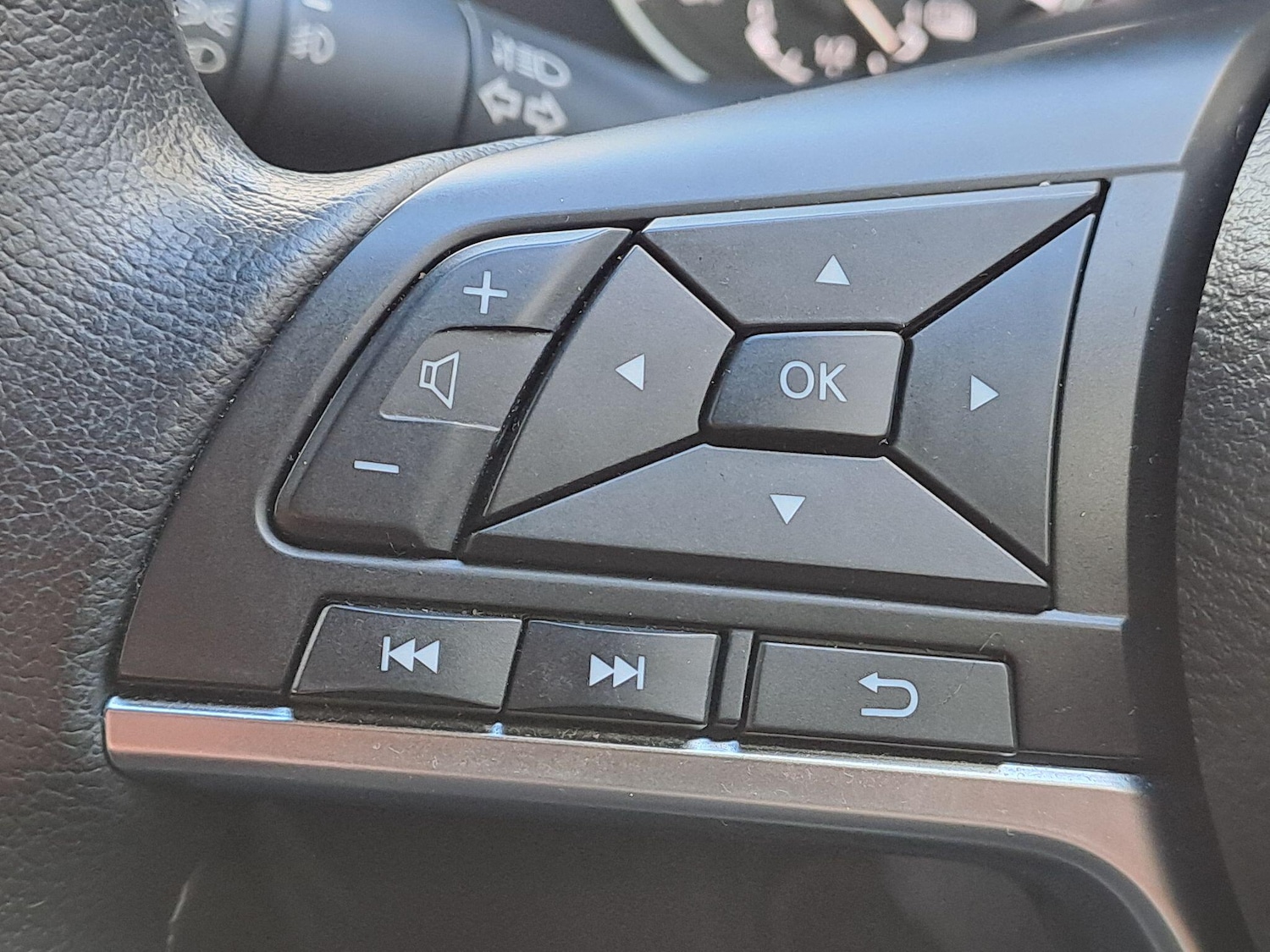 Used Nissan Juke 2022 for sale - 77015643: Photo 25