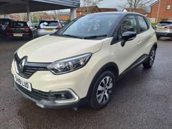Used Renault Captur 2018 for sale - 73672085: Photo