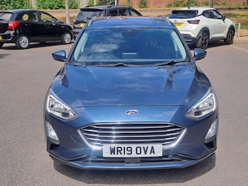 Used Ford Focus 2019 for sale - 75351800: Photo