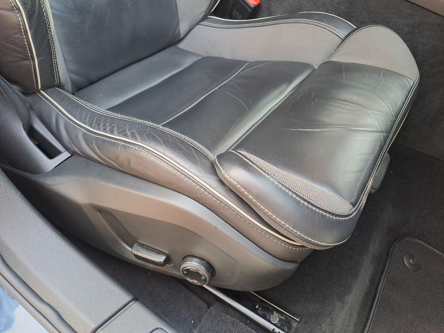 Used Volvo V60 2021 for sale - 76584562: Photo 24