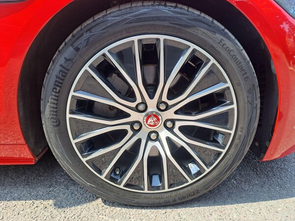 Used Jaguar XE 2019 for sale - 75588496: Photo 13