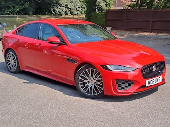 Used Jaguar XE 2019 for sale - 75588496: Photo