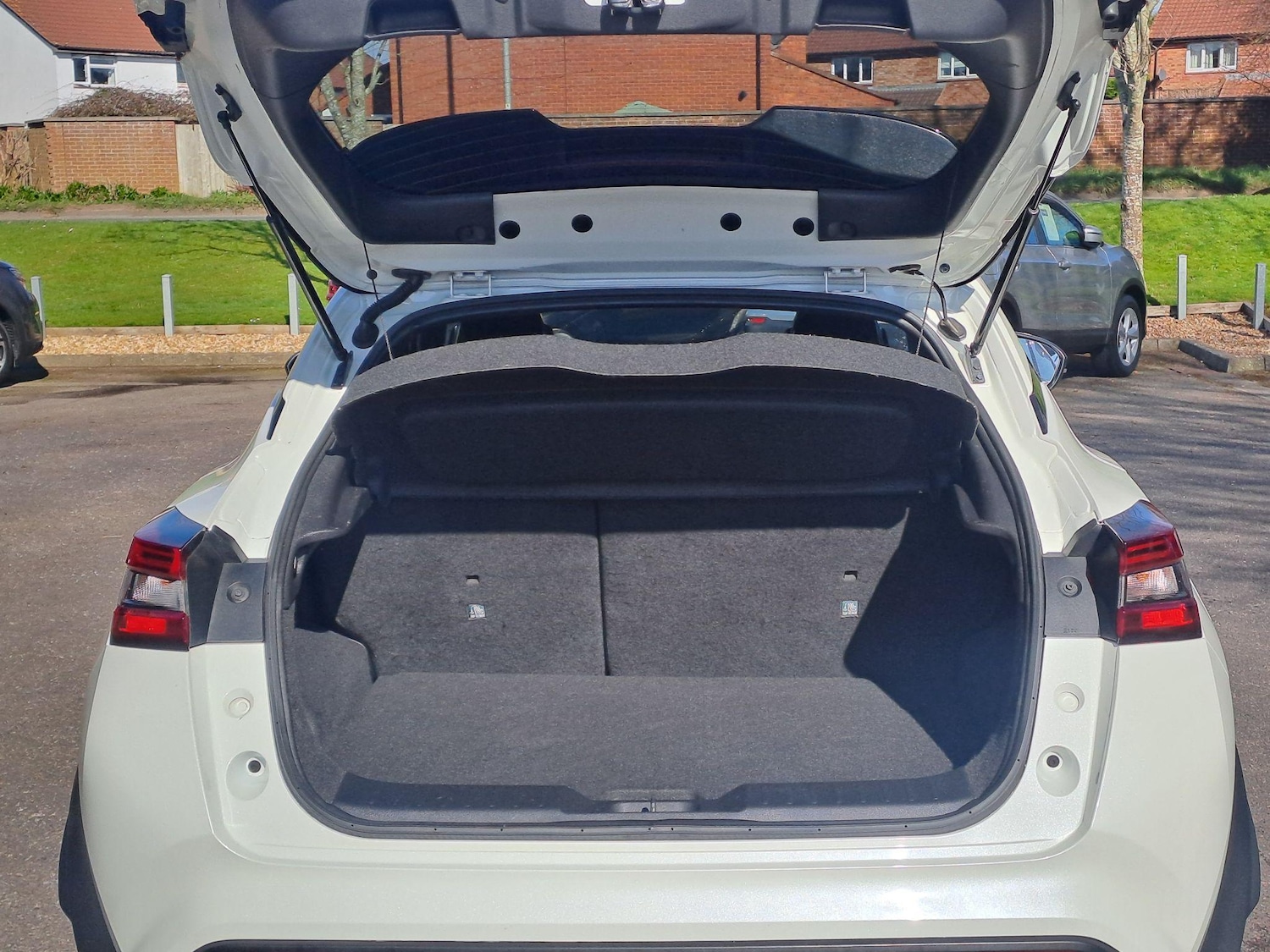 Used Nissan Juke 2020 for sale - 76270481: Photo 8