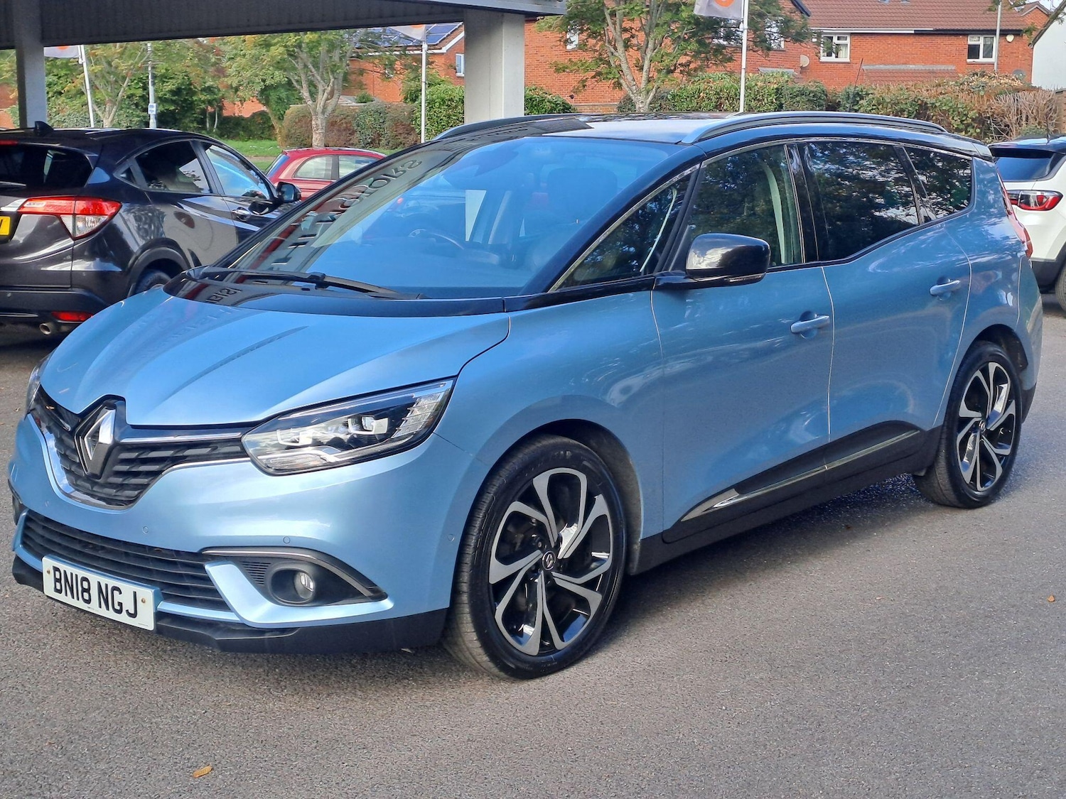 Used Renault Grand Scenic 2018 for sale - 76377595: Photo 3