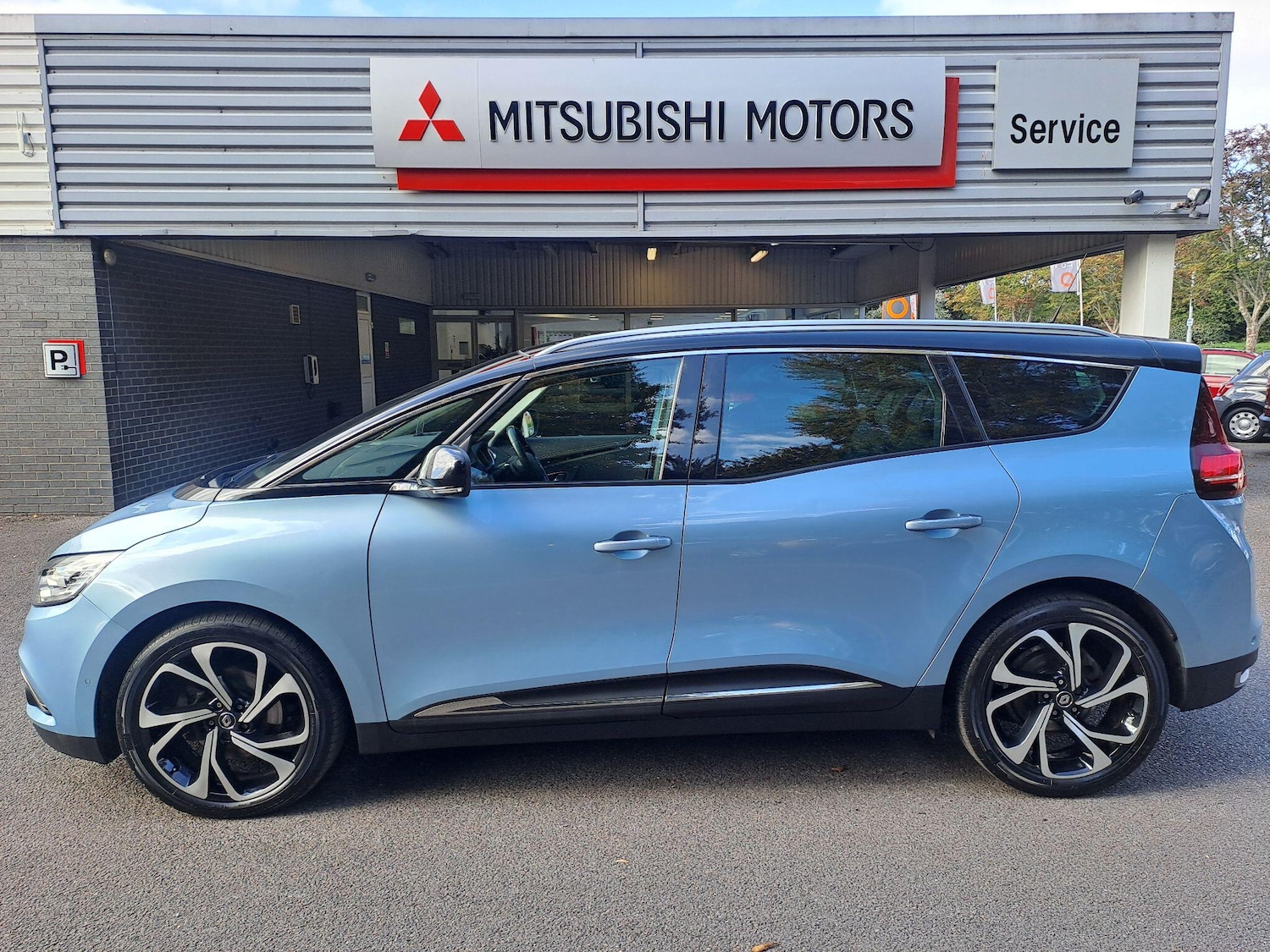 Used Renault Grand Scenic 2018 for sale - 76377595: Photo 4