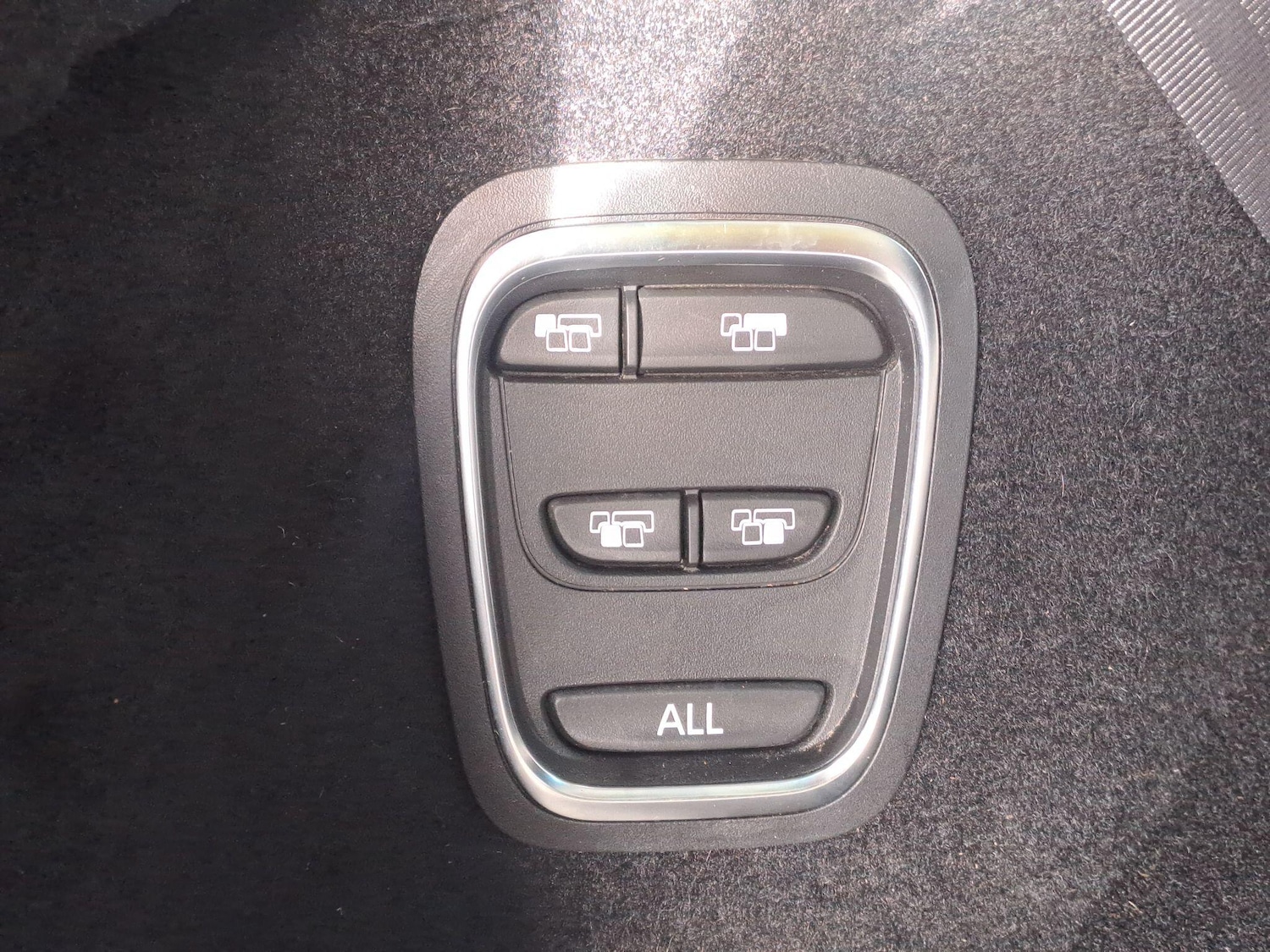 Used Renault Grand Scenic 2018 for sale - 76377595: Photo 9