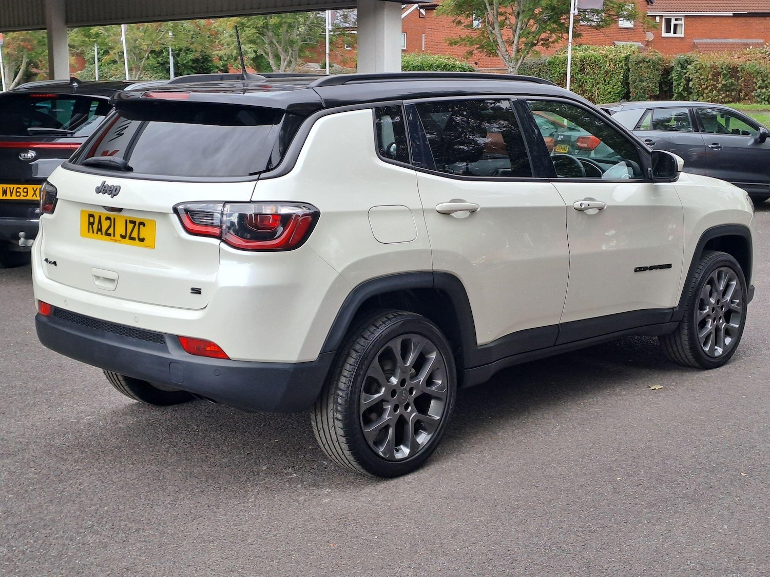 Used Jeep Compass 2021 for sale - 76175421: Photo 9