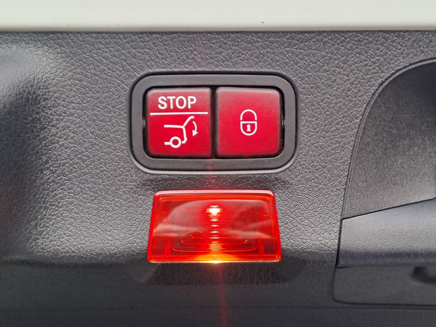 Used Mercedes-Benz CLA 2020 for sale - 76551089: Photo 9