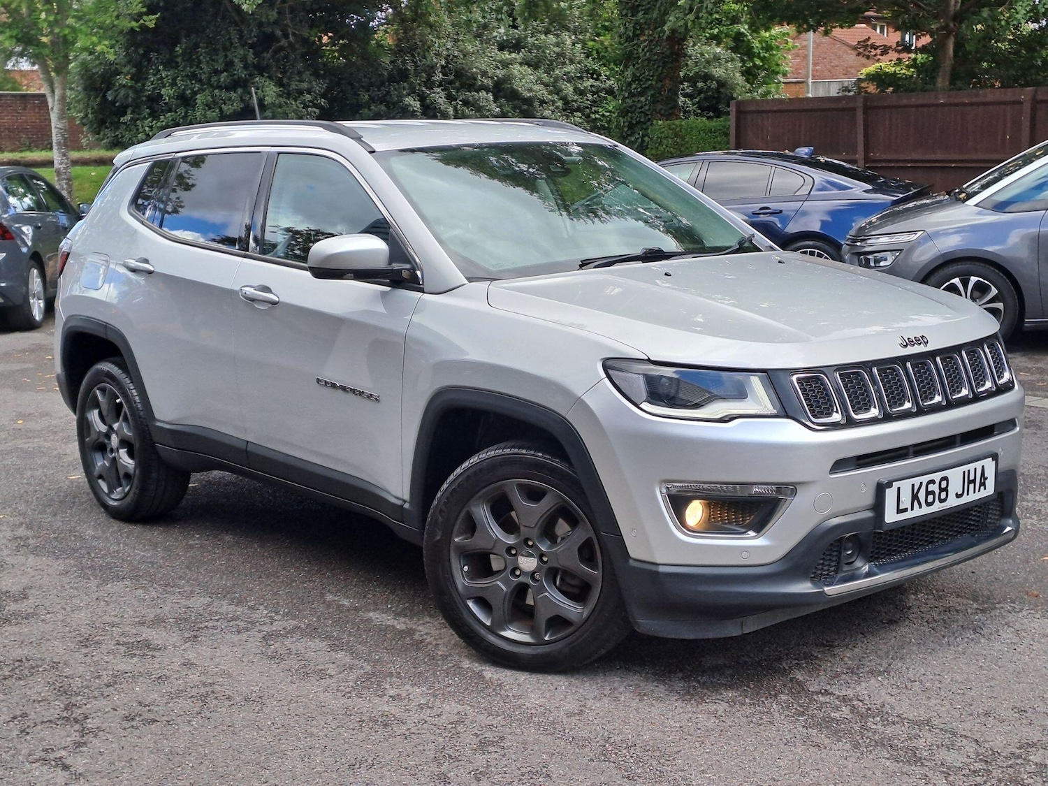 Used Jeep Compass 2018 for sale - 76371747: Photo 1