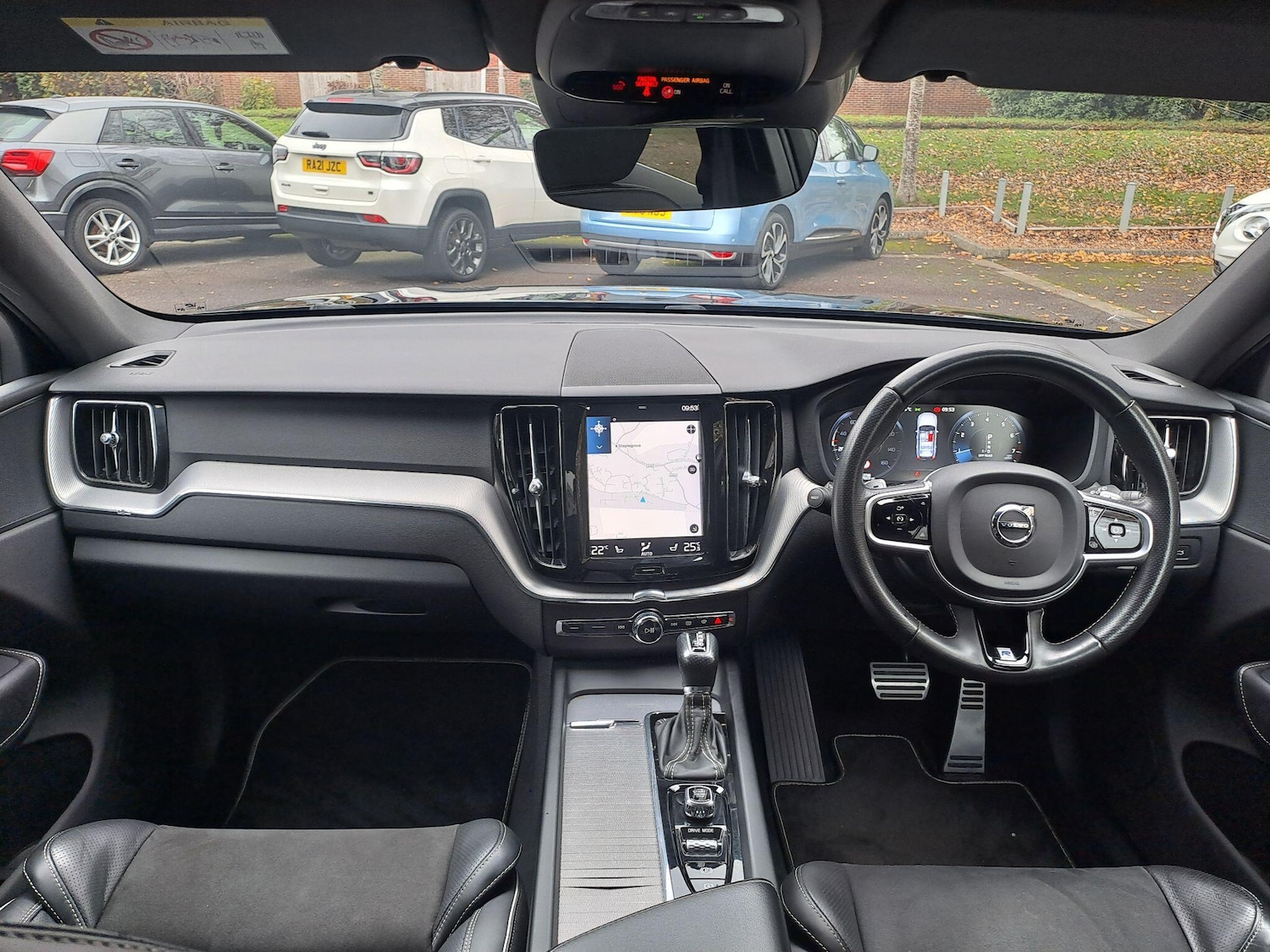 Used Volvo XC60 2018 for sale - 76522392: Photo 25