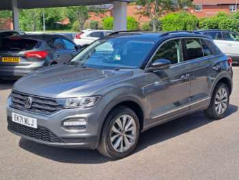 Used Volkswagen T-Roc 2021 for sale - 74738470: Photo