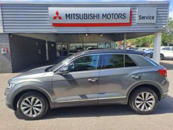 Used Volkswagen T-Roc 2021 for sale - 74738470: Photo