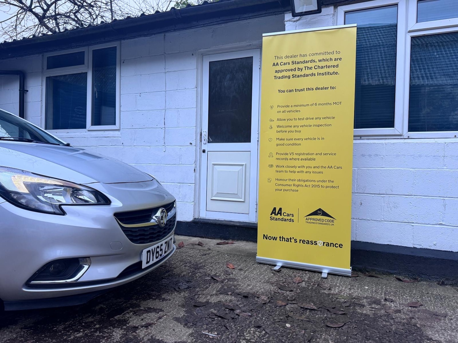 Used Vauxhall Corsa 2015 for sale - 76596113: Photo 2