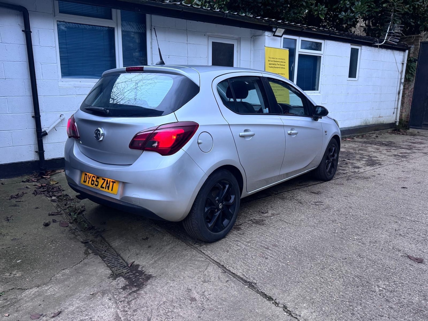Used Vauxhall Corsa 2015 for sale - 76596113: Photo 4