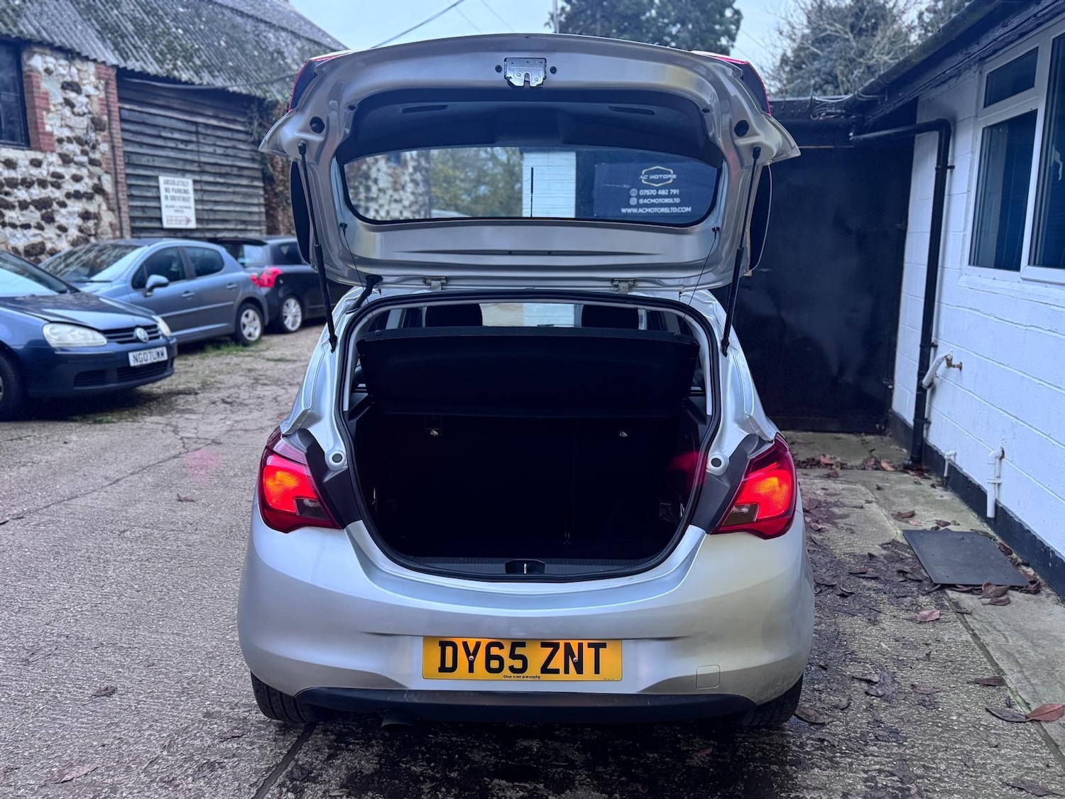 Used Vauxhall Corsa 2015 for sale - 76596113: Photo 9