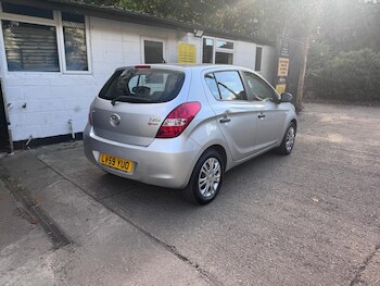 Used Hyundai i20 2009 for sale - 75376641: Photo