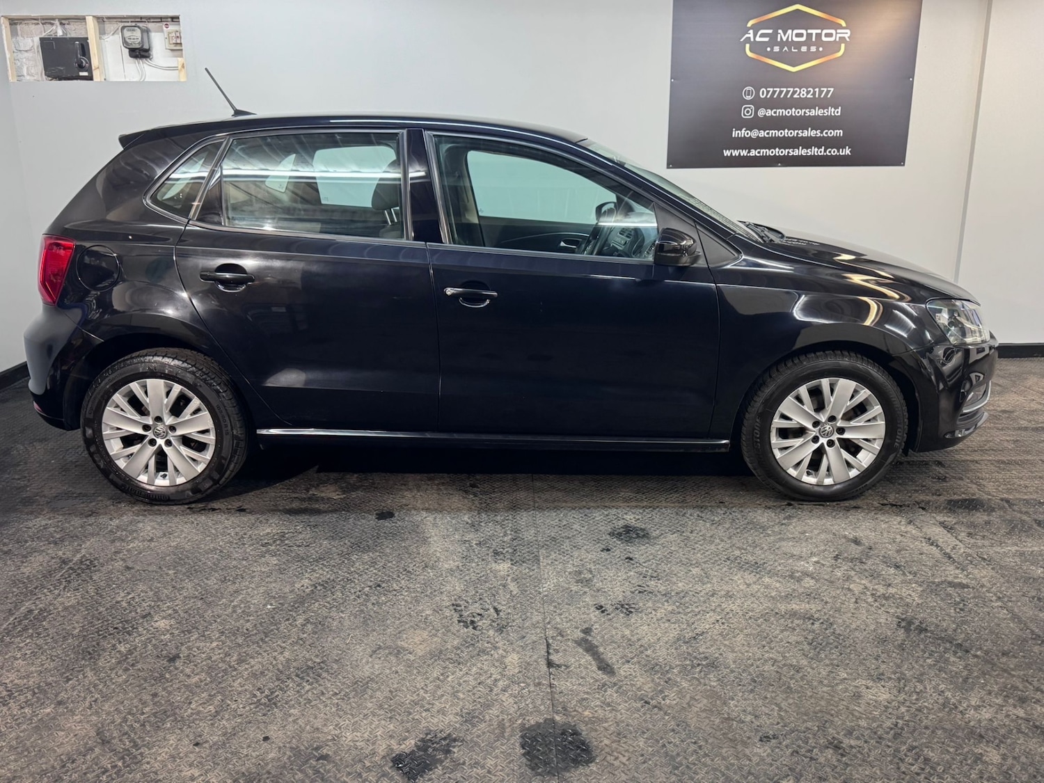 Used Volkswagen Polo 2014 for sale - 78099792: Photo 4
