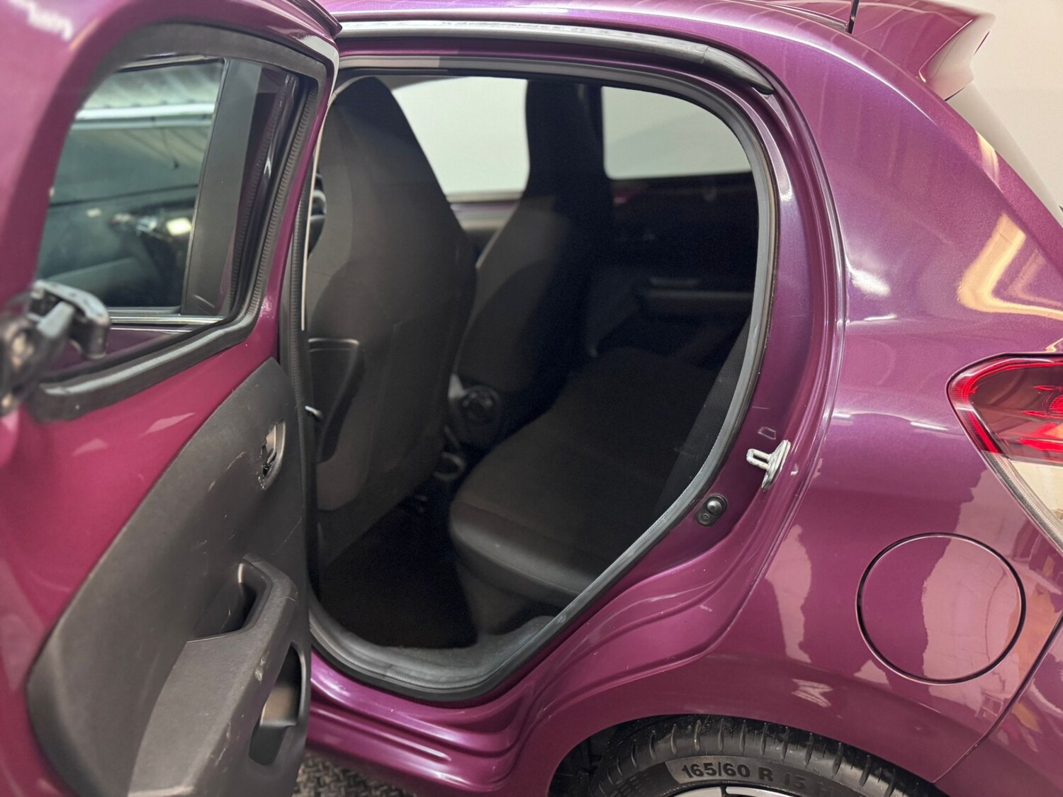 Used Peugeot 108 2016 for sale - 77401206: Photo 25