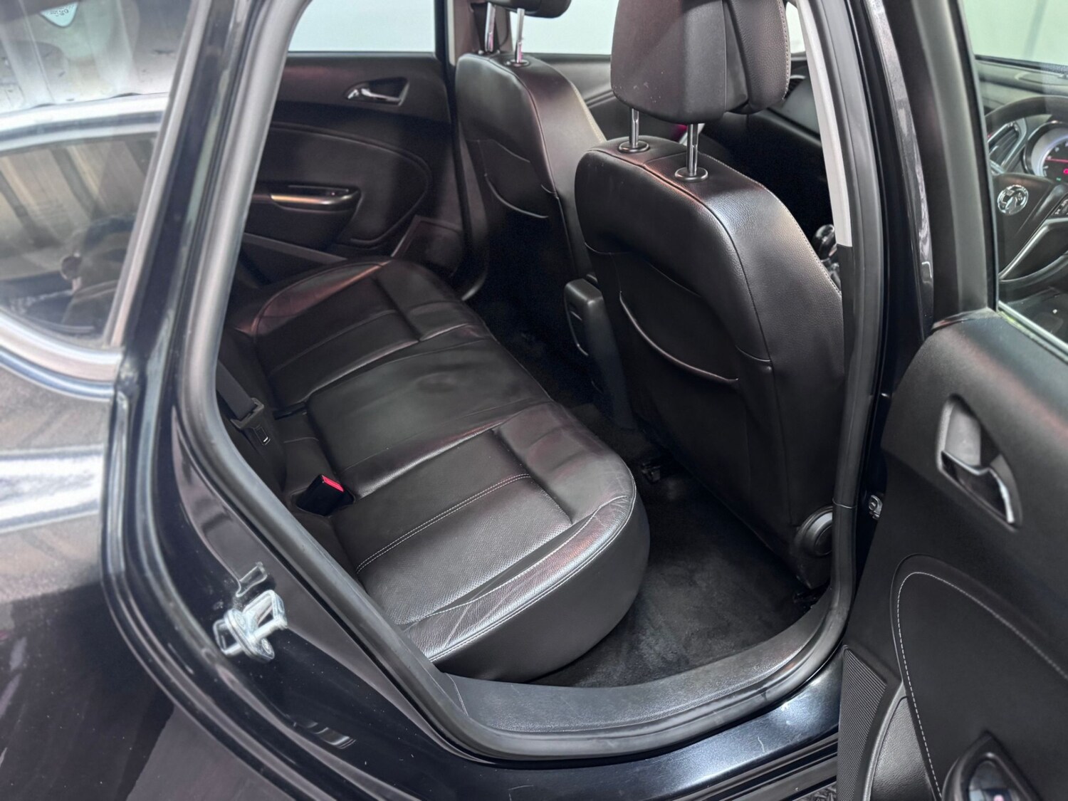 Used Vauxhall Astra 2012 for sale - 78025355: Photo 20