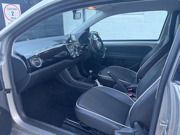 Used Volkswagen up! 2013 for sale - 76187337: Photo 14