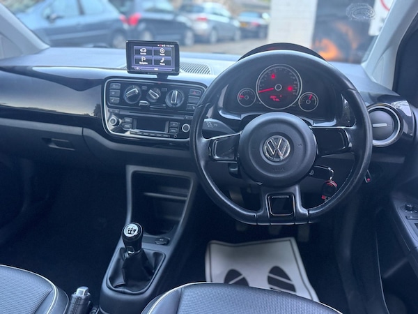 Used Volkswagen up! 2013 for sale - 76187337: Photo 15