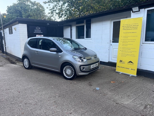 Used Volkswagen up! 2013 for sale - 76187337: Photo 1