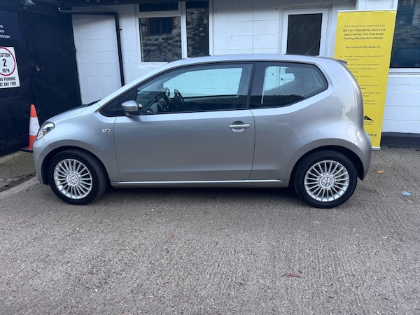 Used Volkswagen up! 2013 for sale - 76187337: Photo 9