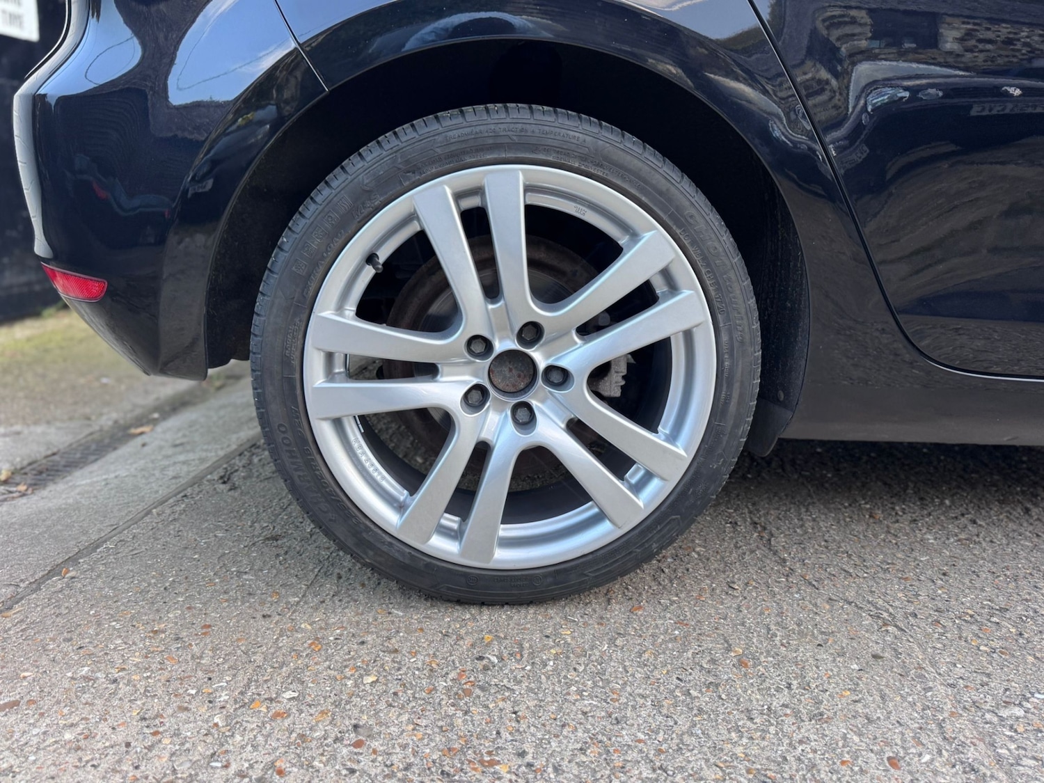 Used Volkswagen Golf 2011 for sale - 76018051: Photo 12