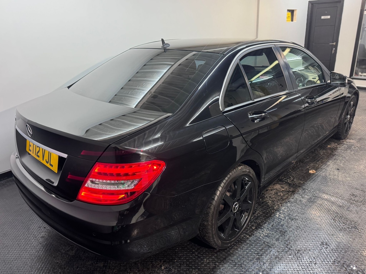 Used Mercedes-Benz C Class 2012 for sale - 77399280: Photo 14