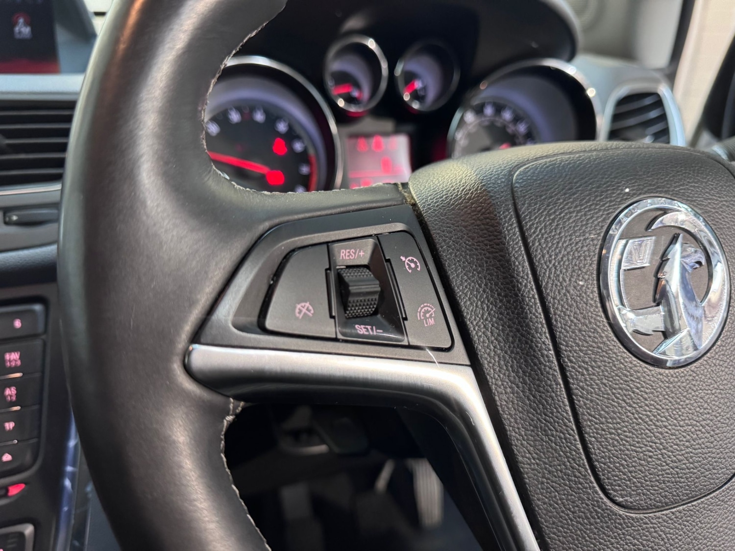 Used Vauxhall Mokka 2015 for sale - 77851685: Photo 19